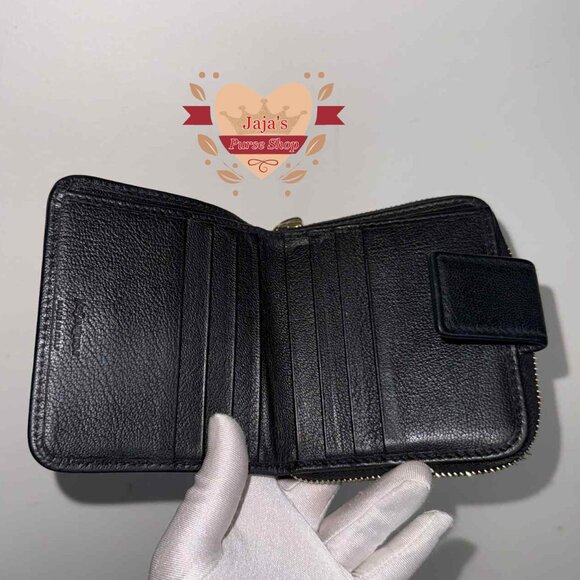 ✅❤️✅SOLD✅❤️✅💖YSL Leather Zipper RFID Wallet💖 - Picture 8 of 17